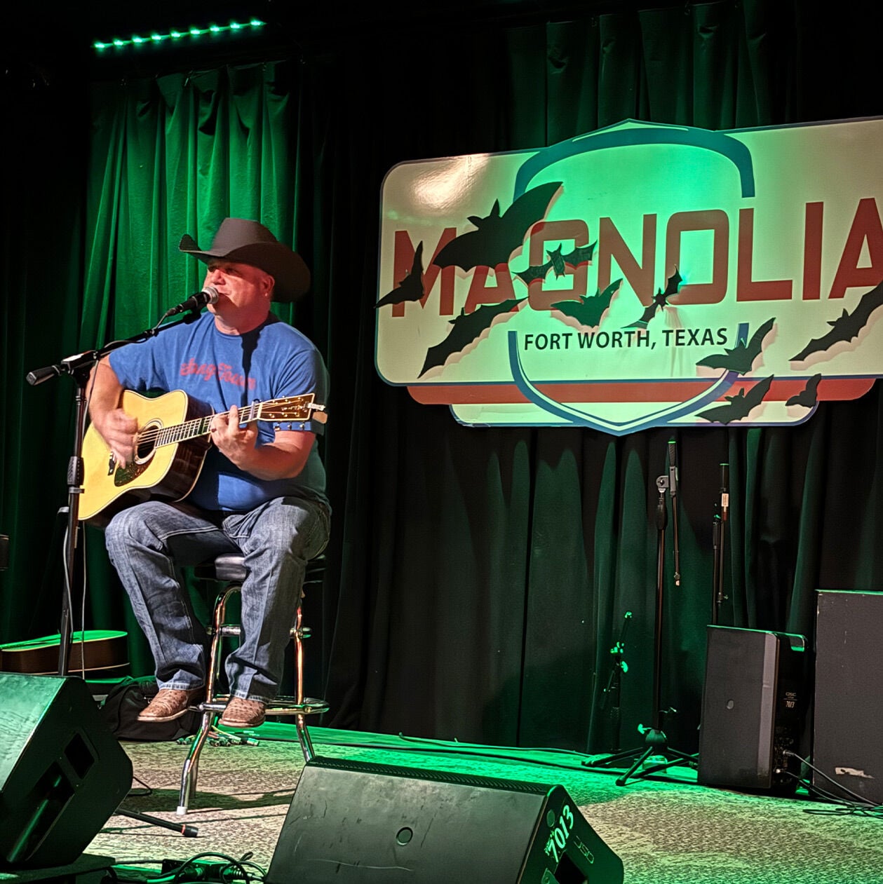  Brett Stair on stage at Magnolia Motor Lounge in Fort Worth TX